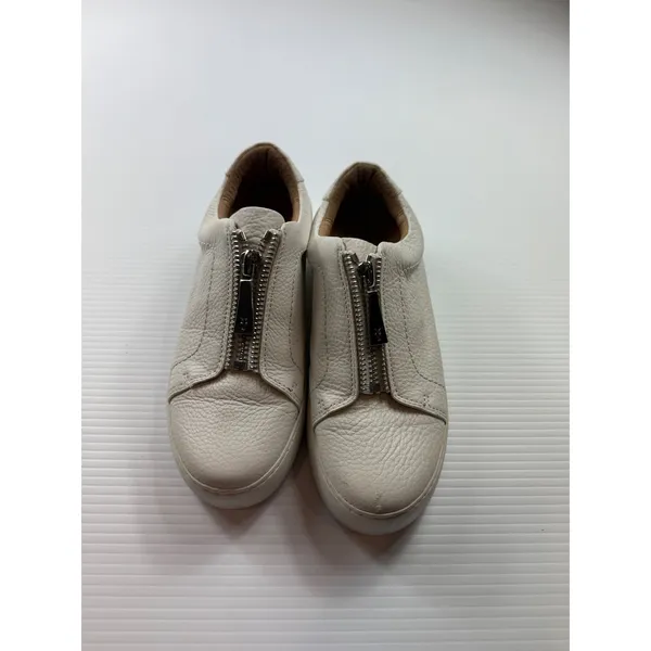 Frye Lena Zip‎ model Front Zip White Pebbled Leather Sneakers 3471320-WHT 8M - Image 2