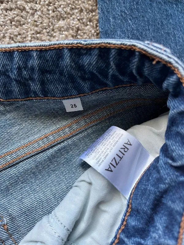 Aritzia Denim Forum Uma High-rise Straight Jeans Size 25 Vintage Dark Blue Zip - Image 3