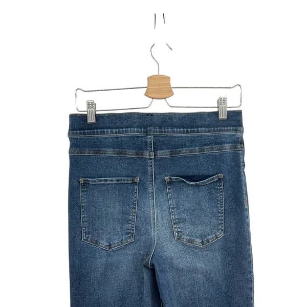 Spanx Cropped‎ Flare Denim Jeans Medium Wash Dip Dye Hem Blue Size Large - Image 8