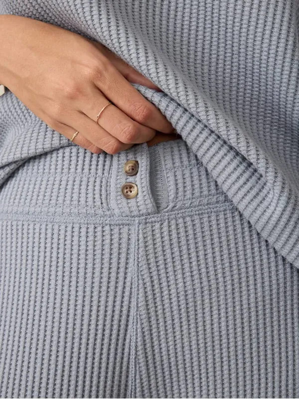 Faherty Legend Waffle Wide Leg Pant in Tradewinds Gray Size‎ Small - Image 2