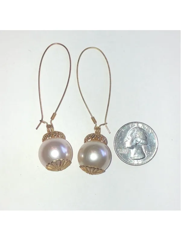 Elegant Gold Tone and Faux Pearl Drop Earrings - Image 3