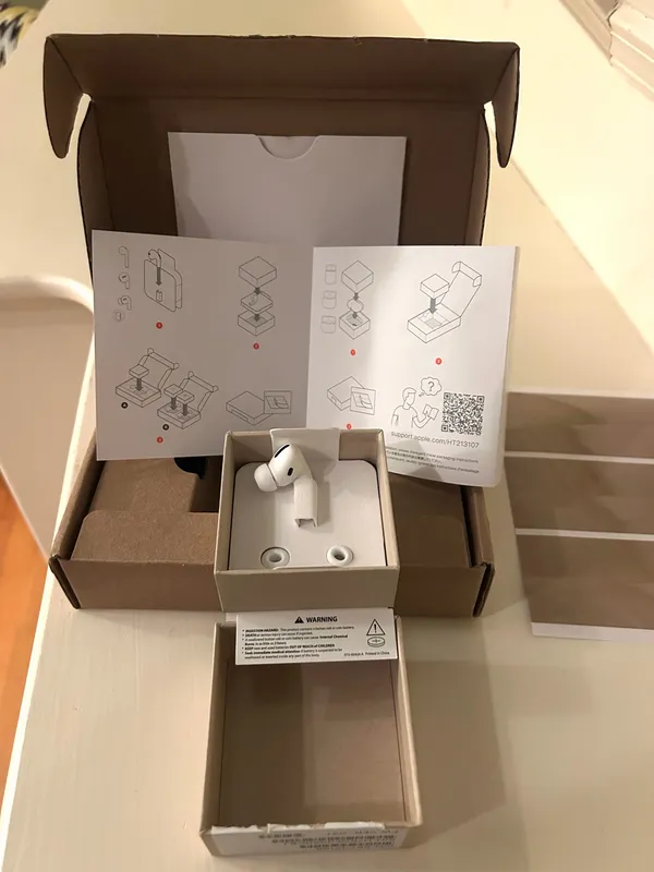 Apple AirPods Pro 1st Generation right AirPod  - Image 3