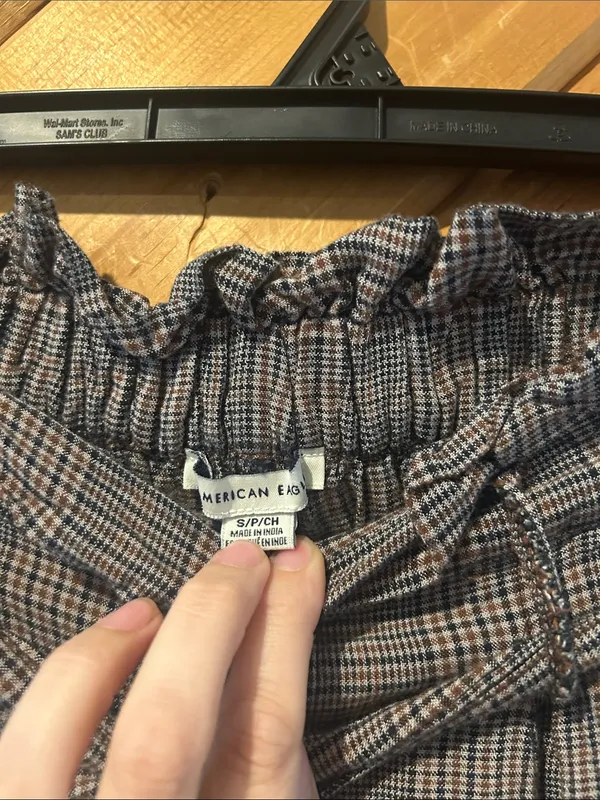 American eagle high waisted plaid front pocket wide leg trousers - Image 3
