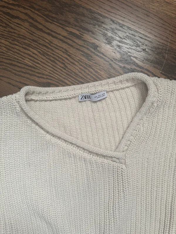ZARA Cream Beige Chunky Knit Asymmetrical Cropped Sweater Jumper - Image 4