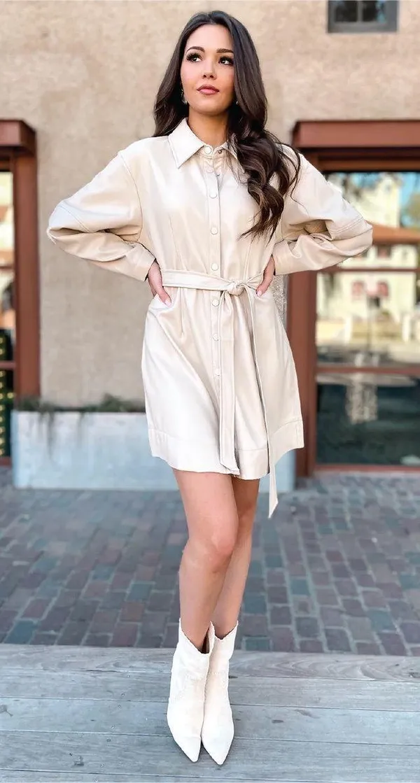 Elliatt Sabrina Dress in Bone Small - Image 5