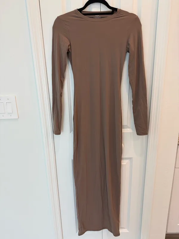 SKIMS Fits Everybody Long Sleeve Crewneck Maxi Dress - Umber - Image 2