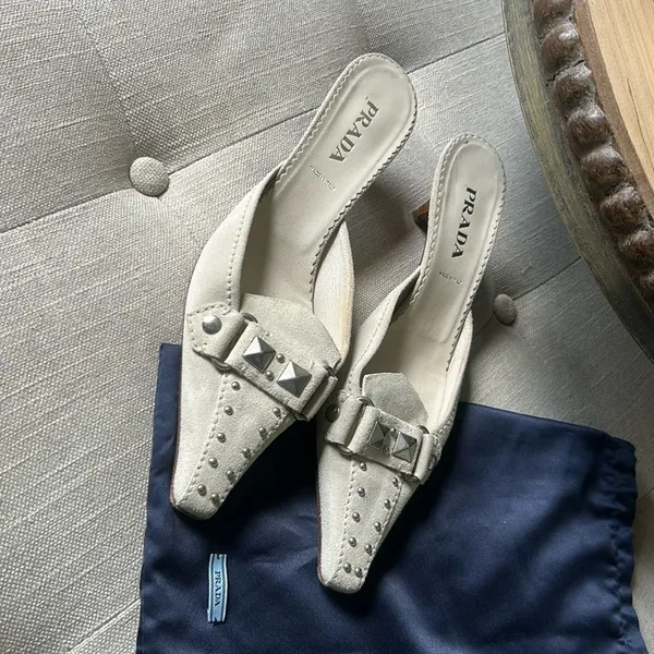 Prada Creme Suede Pointed Toe Kitten Heels Size 37.5 - Image 4