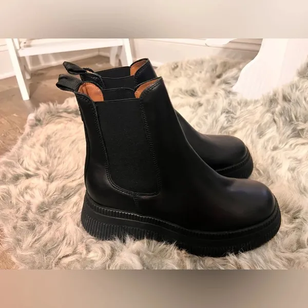 Ganni FINAL PRICE DROP NWOB CREEPERS CHELSEA BOOTS - Image 5