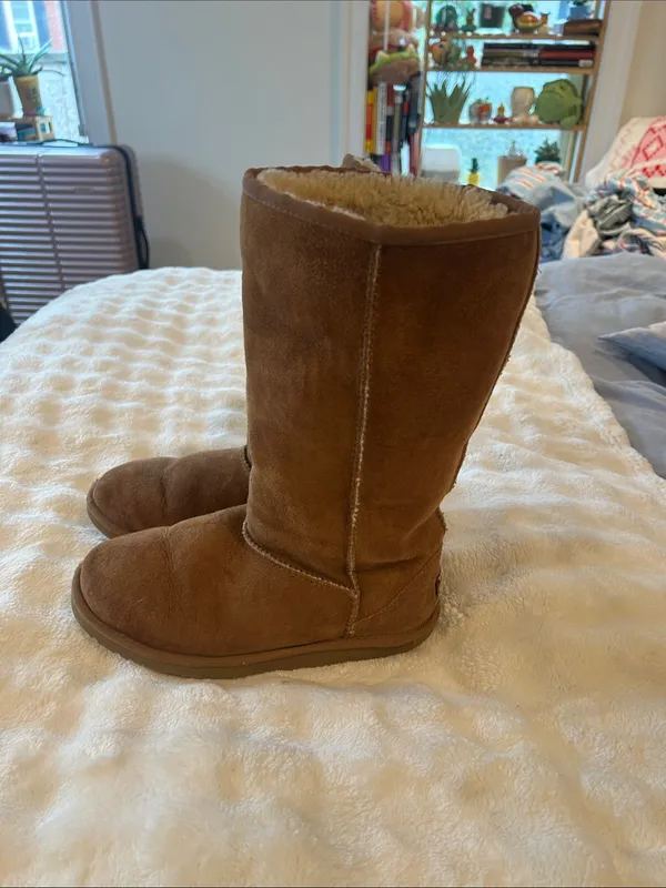 UGG Tall Shearling-Lined Suede Boots in Chestnut - Image 5