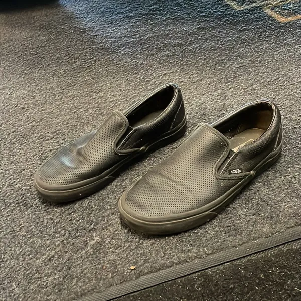 Black vans - Image 2