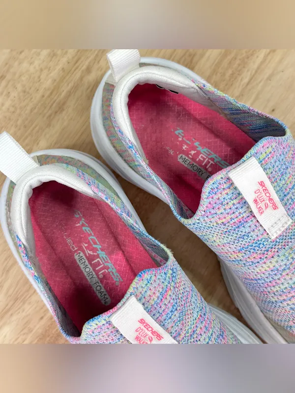 Skechers Relaxed Fit D’Lux Walker Knit Sneakers Rainbow Women 8.5 Slip On - Image 9
