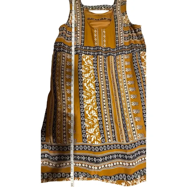 Maurices Mustard Yellow Floral Tile‎ Print Sleeveless Shift Dress Back Cutout M - Image 5