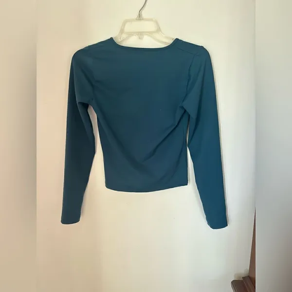 Abercrombie & Fitch Soft A&F Collection Long Sleeve V Neck Top Small Teal - Image 11