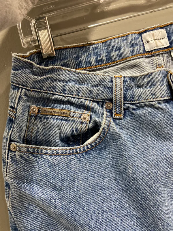 Calvin Klein Vintage High Waisted Mom Jeans - Image 4