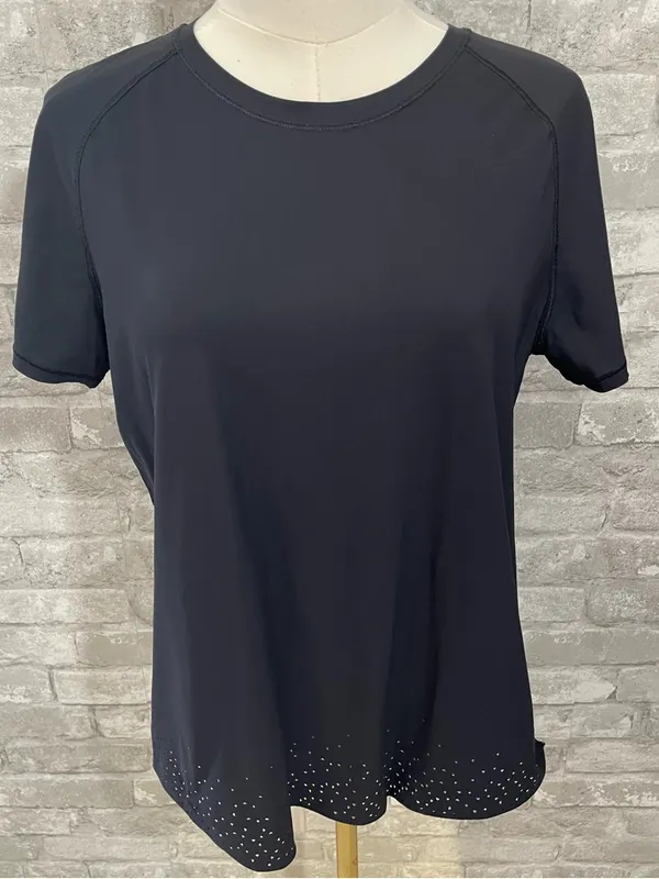 Lululemon Quick Pace Short Sleeve
Black - Image 2