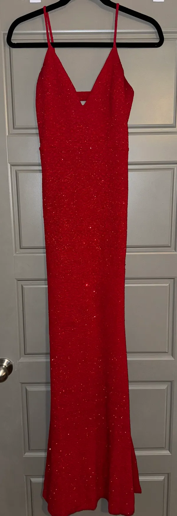 Red Sparkly Formal Dress - Image 2