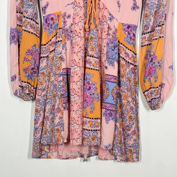 Free People Mixin' It Up Mini Dress XS Pink Orange Paisley V-Neck Boho Hippie - Image 6