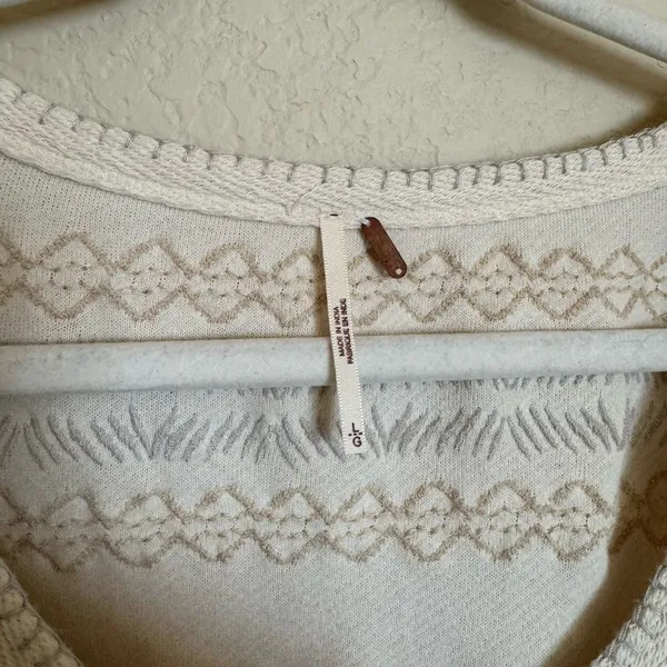 Free People Fringed Chunky Knit Embroidered Sweater Sz Large Flare Sleeves‎ - Image 5