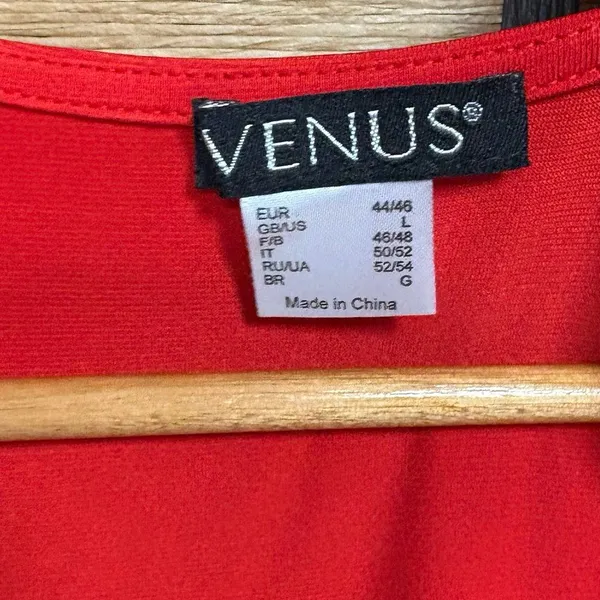 Venus Red Draped Front‎ Dress Size Large - Image 5