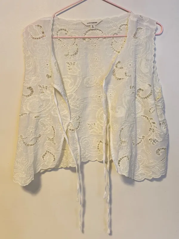 Lucky Brand Festival Lacey Embroidered Open Front Tie Top Cream Womens Medium - Image 4
