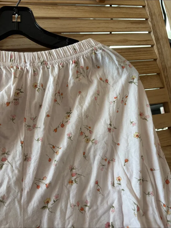 Ladies sleep bottoms Large - Image 2