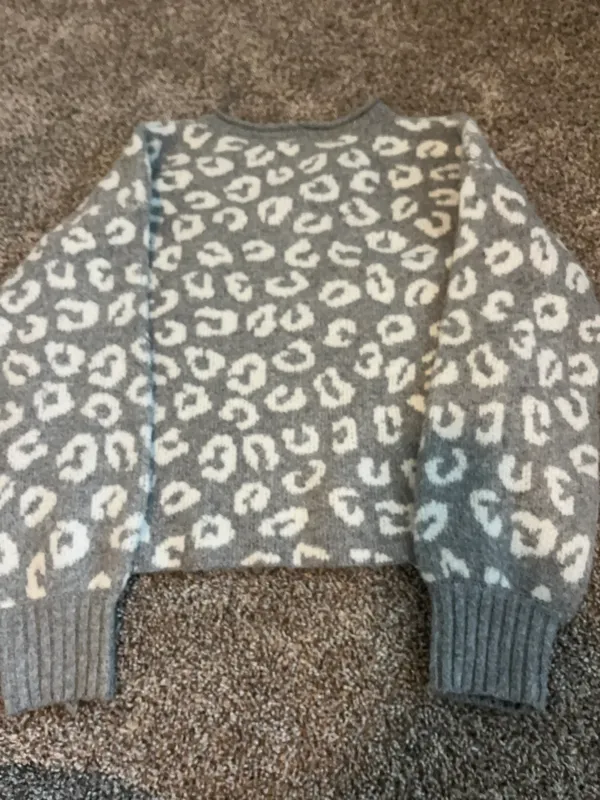 Pink Rose Sweater - Image 2