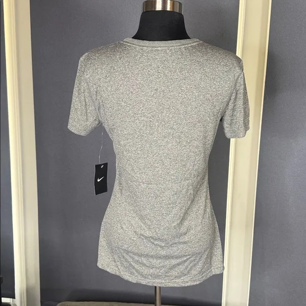 Nike Women’s Gray Dri-Fit Training T-Shirt Short Sleeve 453181-091 Size S NWT - Image 5