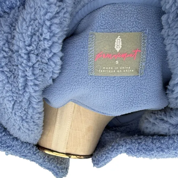 Free People Fuzzy Was She Pullover Blue‎ Sherpa Fleece Hoodie Womens Small - Image 14