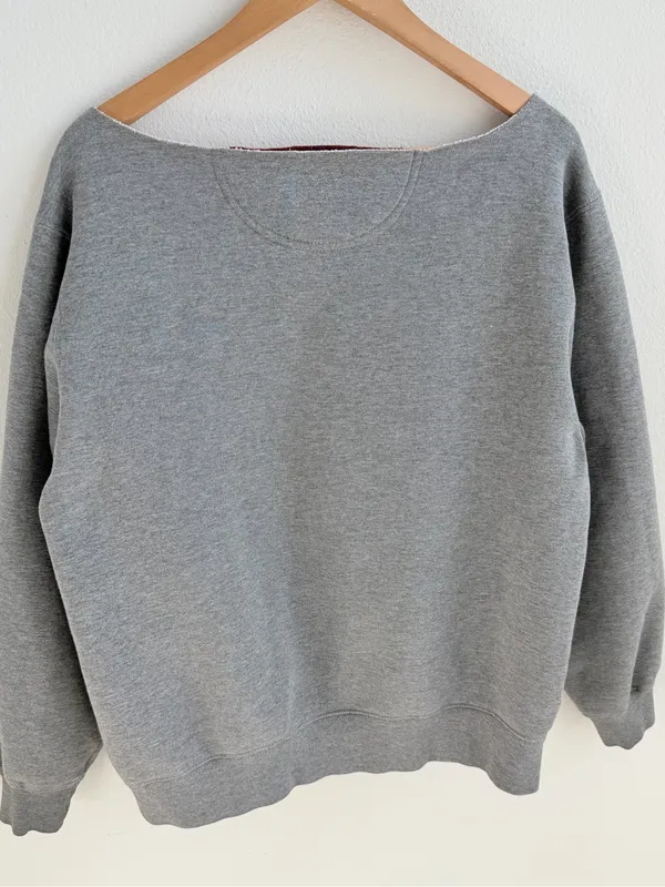 Minnesota Gophers Off-The-Shoulder Sweatshirt Gray - Image 11