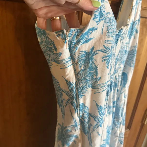 Joie White Midi linen blend beach Dress with Blue Botanical Print Size 6 - Image 8