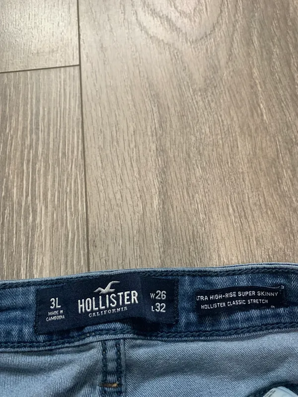Hollister Ultra High-Rise Super Skinny Jeans - Image 2