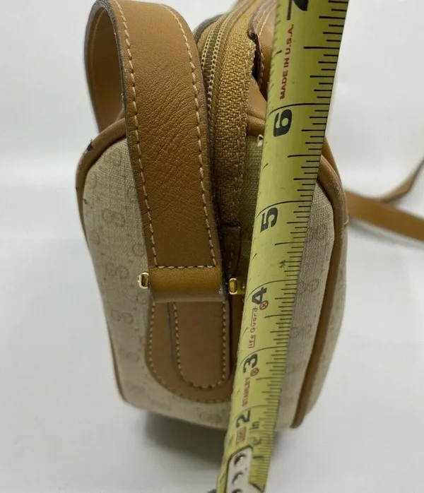 GUCCI Vintage Beige Coated Canvas/ Leather Crossbo - Image 4