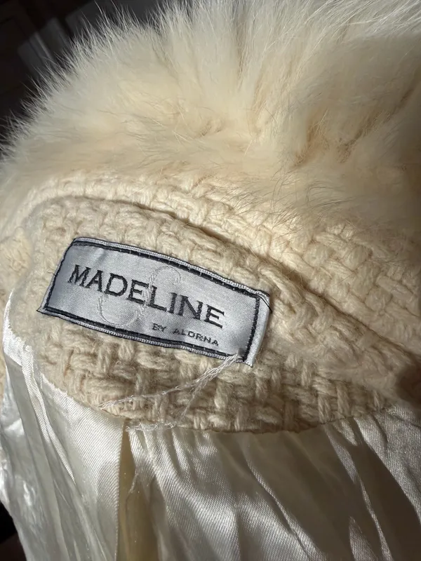 MADELINE by Alorna Wool Textured Tweed Dyed Fox Finland Cream Long Coat Fox Fur Collar Sz 12 - Image 4