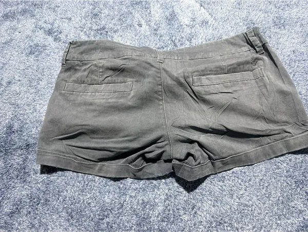 American Eagle Outfitters Gray Casual Shorts Size 2 - Image 5
