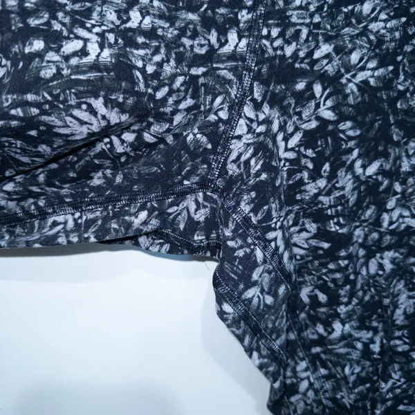 Lululemon Black Blossom Overlay Starlight Align High-Rise Leggings Size 14 - Image 3