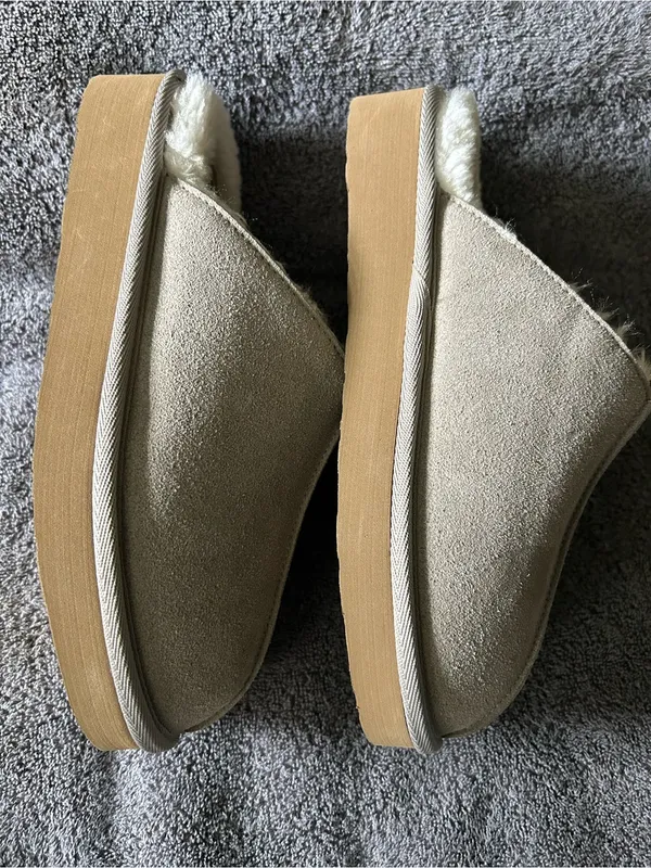 White Mountain Women’s Light Grey Suede Look Faux Fur Lined Slippers SZ 7 NWOT - Image 5