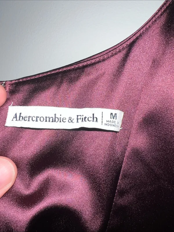 Abercrombie & Fitch Burgundy Satin Slip Midi Dress - Image 8