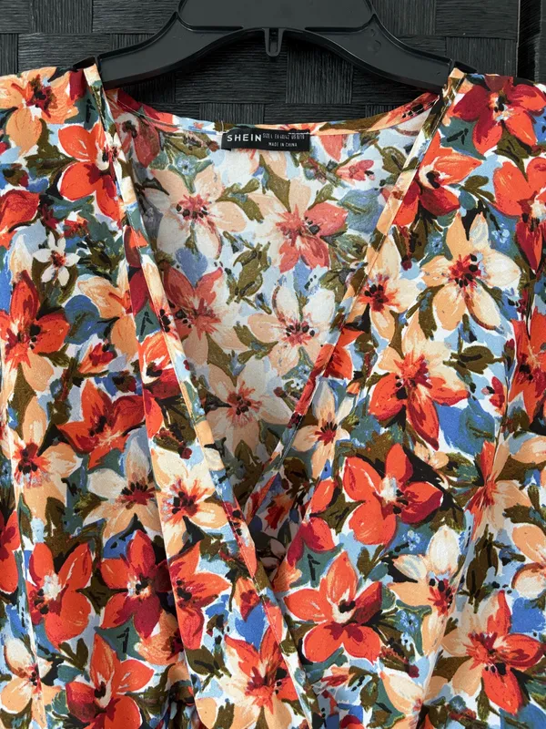 Shein Floral Top - Image 3