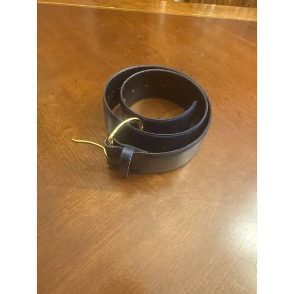 Accessory Lady Navy Blue Leather Belt Size M with Gold Tone Accent Buckle - Image 6