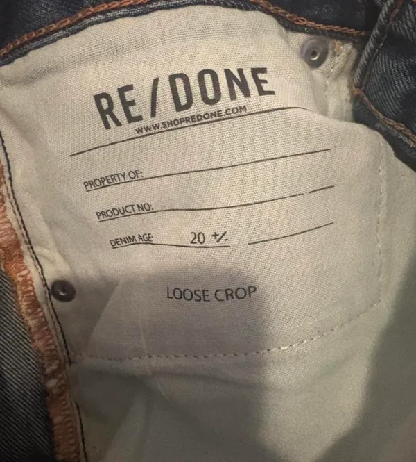 Re/Done Women’s Loose Crop Jeans in Mid Blue Fade - Image 5