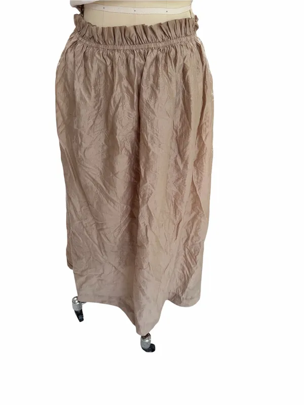 J Crew Crinkle Maxi skirt size small - Image 4