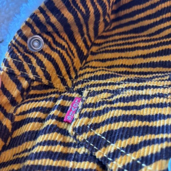 Levi Strauss & Co. Corduroy Sherpa Lined Tiger Stripe Trucker Jacket - Image 5