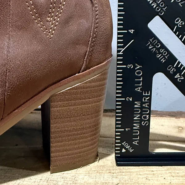 Mia Brown Cowgirl Boots Size 8.5 B30‎ - Image 3