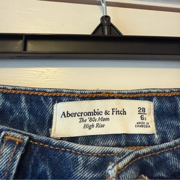 NWT 80s Mom Curve Love High Rise Size 28 or 6 Short - Image 5