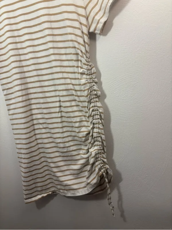 Universal Threads Striped Side-Ruched Tee Dress White & Tan Size Medium - Image 3