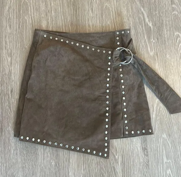 Forever 21 Suede Skirt - Image 2