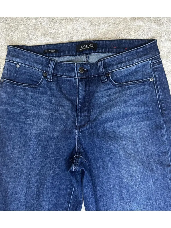 Talbots Flawless Five Pocket bootcut curvy medium wash denim jeans Size 6 - Image 2
