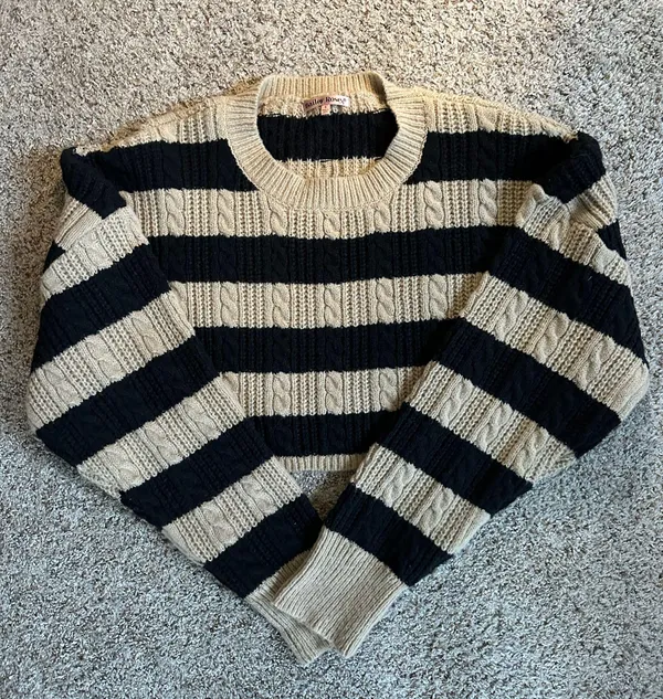 Lane 201 Cropped Sweater - Image 2