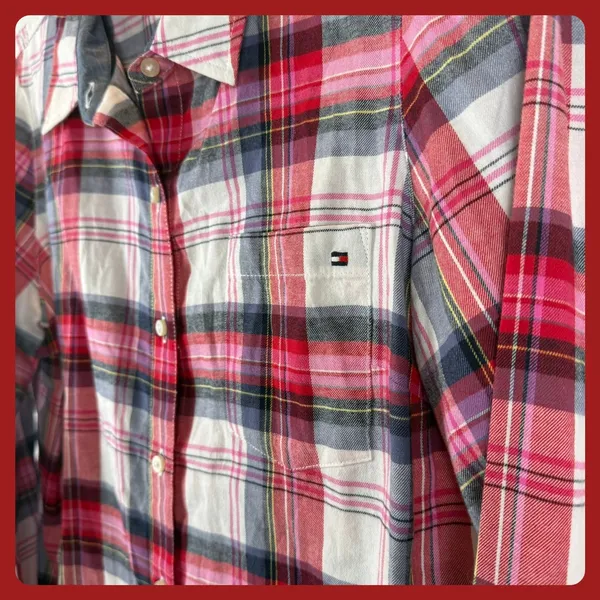 Tommy Hilfiger Women's Plaid Button Down Long Sleeve Shirt‎ Size M - Image 2