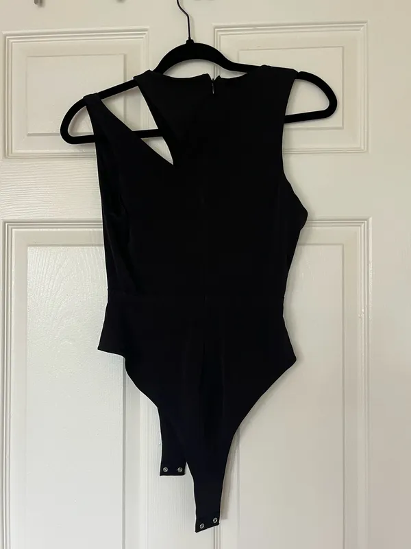 Forever 21 black cut out bodysuit - Image 2